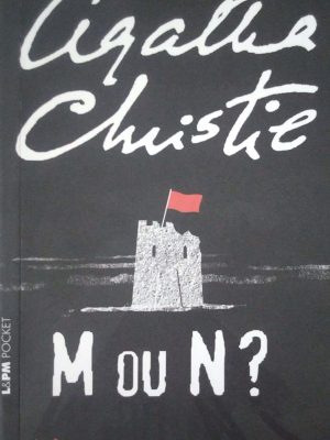 M ou n? [Paperback] Christie, Agatha and Falck-Cook, Celina Cavalcante